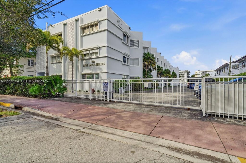 1185 Marseille Dr 308, Miami Beach, FL 33141