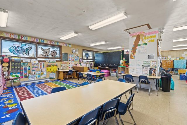 600 E Ashland St, Brockton, MA 02302