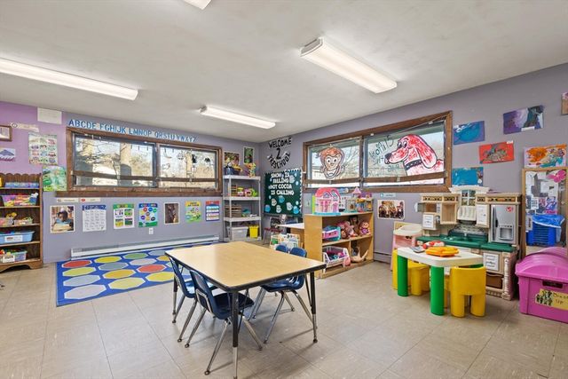 600 E Ashland St, Brockton, MA 02302