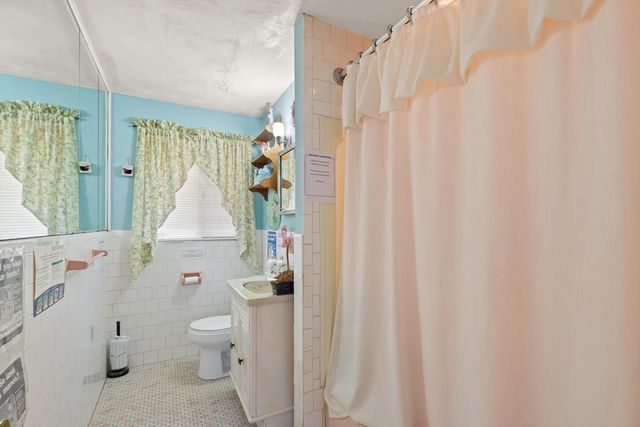 600 E Ashland St, Brockton, MA 02302