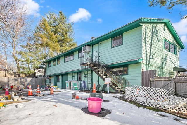 600 E Ashland St, Brockton, MA 02302