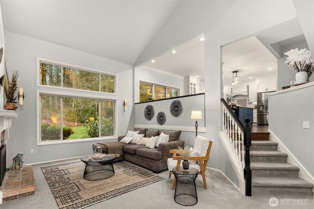 20024 NE 188th Place, Woodinville, WA 98077