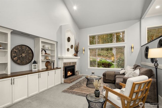 20024 NE 188th Place, Woodinville, WA 98077