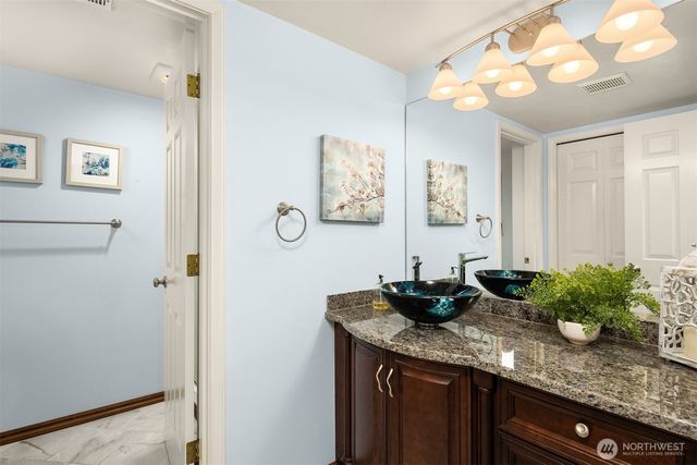 20024 NE 188th Place, Woodinville, WA 98077