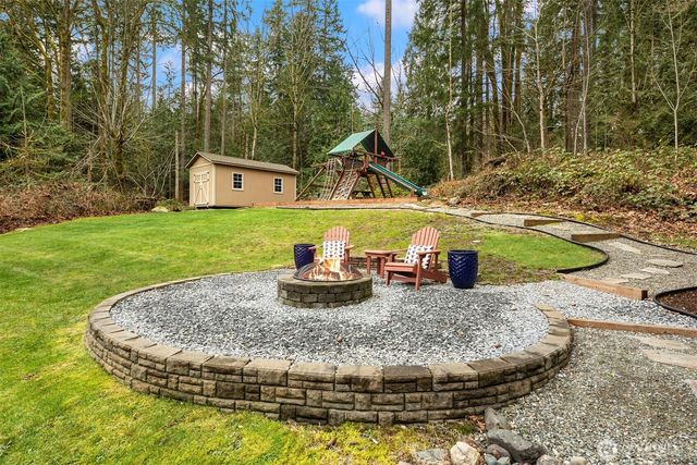 20024 NE 188th Place, Woodinville, WA 98077