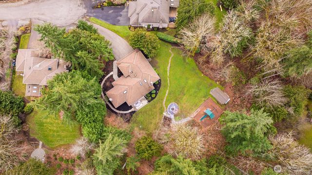 20024 NE 188th Place, Woodinville, WA 98077