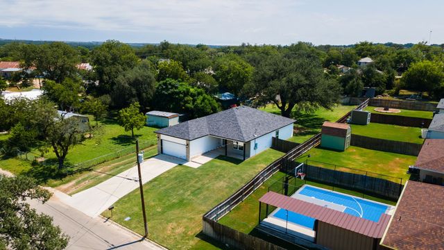 509 Brown Street, Lampasas, TX 76550