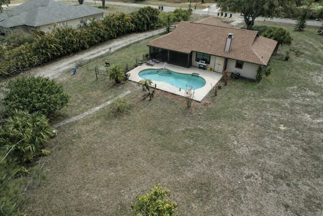 2331 MISSION VALLEY BOULEVARD, Nokomis, FL 34275