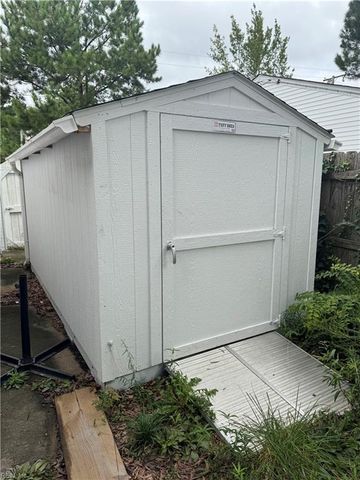 208 Narragansett DR, Virginia Beach, VA 23462