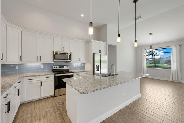 2126 NE 2ND STREET, Cape Coral, FL 33909