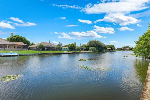 2126 NE 2ND STREET, Cape Coral, FL 33909