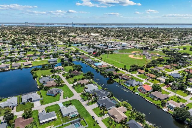 2126 NE 2ND STREET, Cape Coral, FL 33909