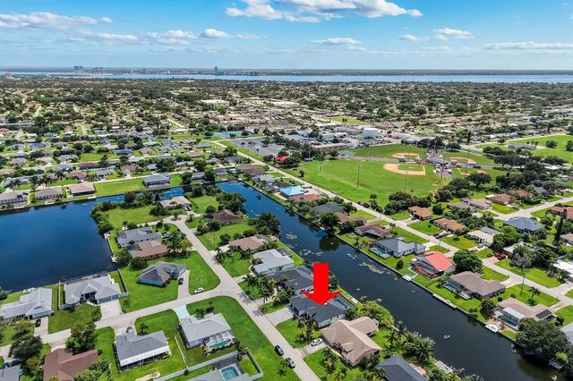 2126 NE 2ND STREET, Cape Coral, FL 33909