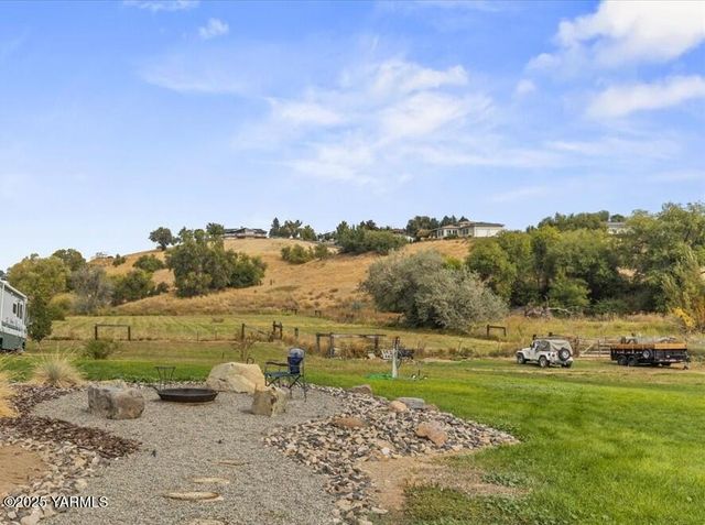 770 Lancaster Rd, Selah, WA 98942