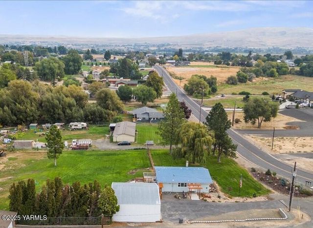 770 Lancaster Rd, Selah, WA 98942