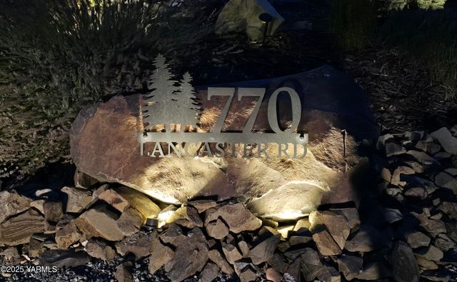 770 Lancaster Rd, Selah, WA 98942