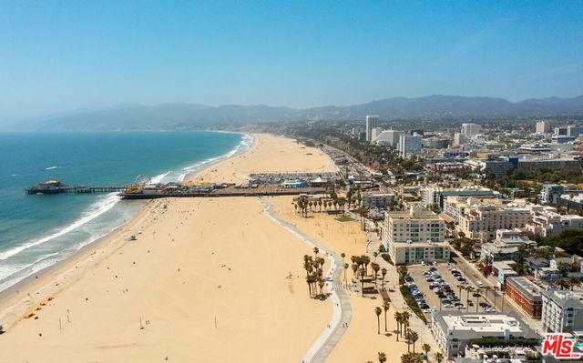 1317 Stanford Street 5, Santa Monica, CA 90404