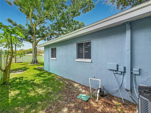 2471 RAYMONT DRIVE, Clearwater, FL 33763