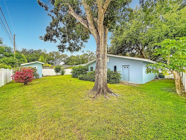 2471 RAYMONT DRIVE, Clearwater, FL 33763