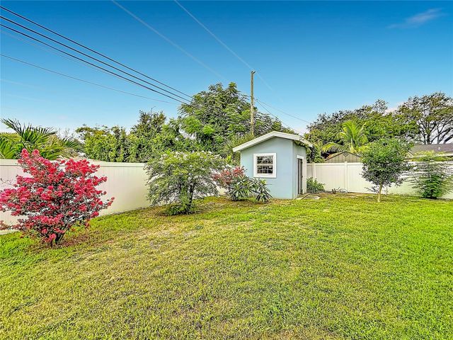 2471 RAYMONT DRIVE, Clearwater, FL 33763