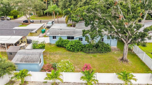 2471 RAYMONT DRIVE, Clearwater, FL 33763