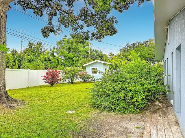 2471 RAYMONT DRIVE, Clearwater, FL 33763