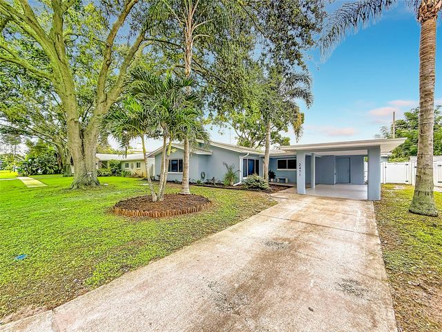 2471 RAYMONT DRIVE, Clearwater, FL 33763
