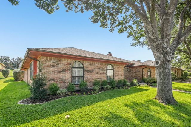 1321 Stonewood Drive, Carrollton, TX 75006
