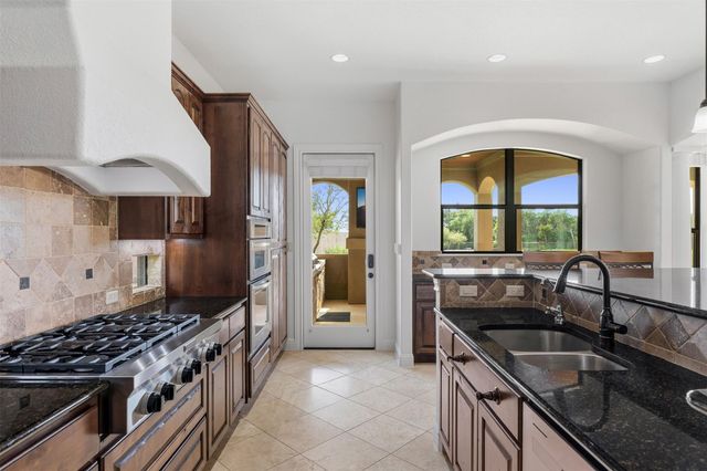1001 Villa Hill DR, Leander, TX 78641