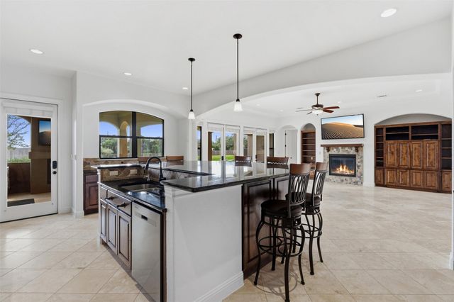1001 Villa Hill DR, Leander, TX 78641