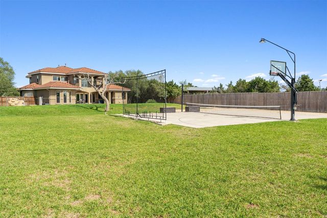 1001 Villa Hill DR, Leander, TX 78641