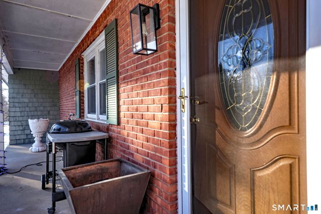 11 Williamsburg Drive, Orange, CT 06477