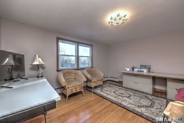 11 Williamsburg Drive, Orange, CT 06477