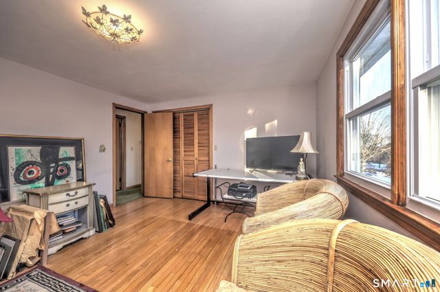 11 Williamsburg Drive, Orange, CT 06477