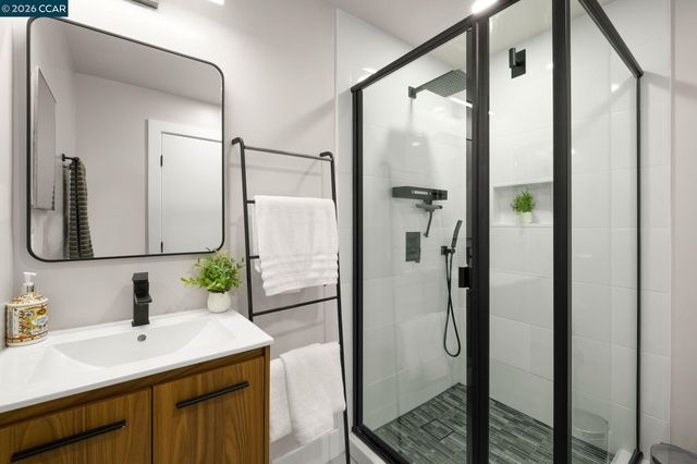 100 Hillcroft Way, Walnut Creek, CA 94597