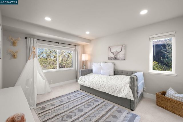 100 Hillcroft Way, Walnut Creek, CA 94597