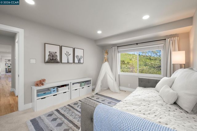 100 Hillcroft Way, Walnut Creek, CA 94597