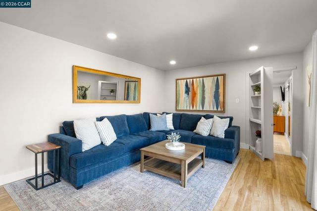 100 Hillcroft Way, Walnut Creek, CA 94597