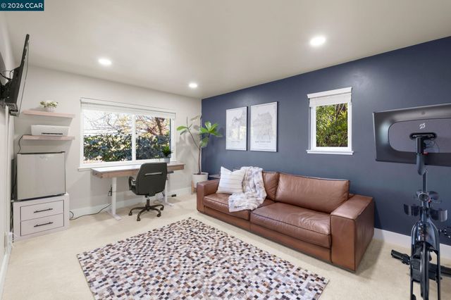 100 Hillcroft Way, Walnut Creek, CA 94597