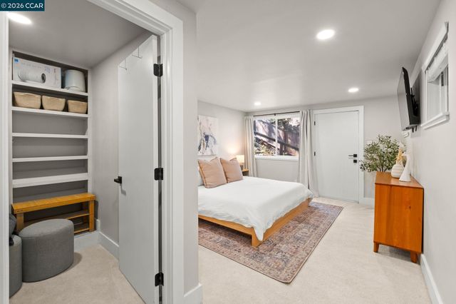 100 Hillcroft Way, Walnut Creek, CA 94597