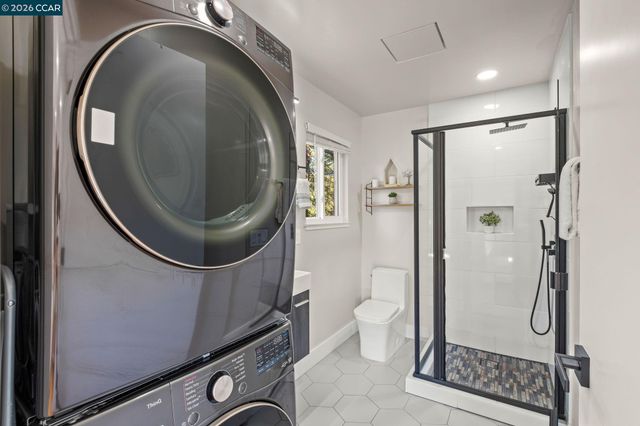 100 Hillcroft Way, Walnut Creek, CA 94597