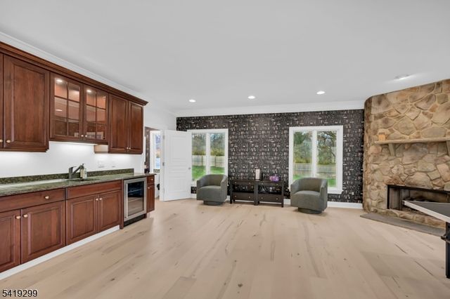 9 Wortman Way, Chester Twp., NJ 07930