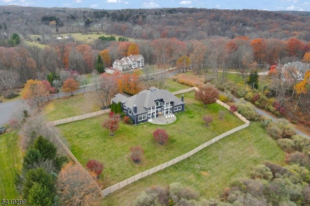 9 Wortman Way, Chester Twp., NJ 07930