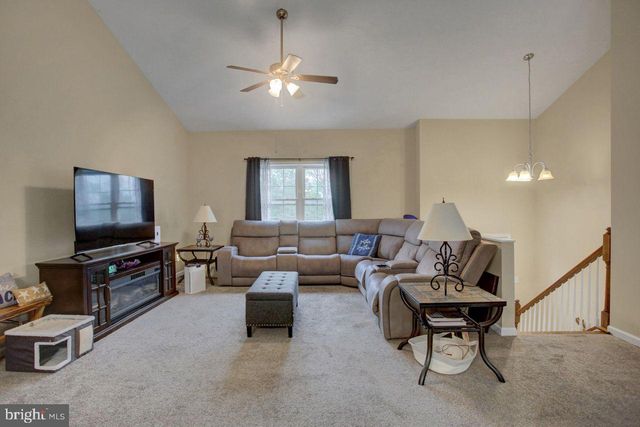 3799 PERCY AVE, Chambersburg, PA 17202