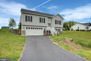 3799 PERCY AVE, Chambersburg, PA 17202