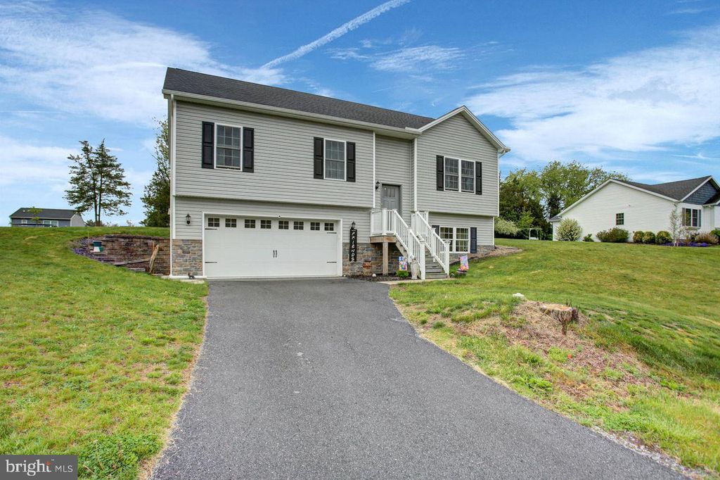 3799 PERCY AVE, Chambersburg, PA 17202