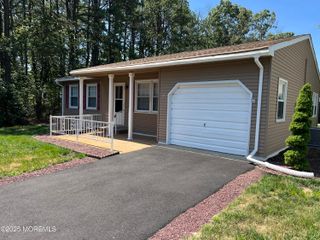 37 Norwalk Avenue, 70, Manchester, NJ 08759