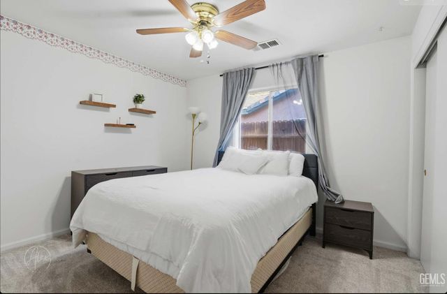 283 Bighorn Meadow Drive, Bakersfield, CA 93308