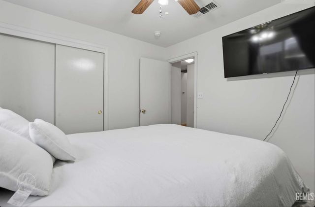 283 Bighorn Meadow Drive, Bakersfield, CA 93308