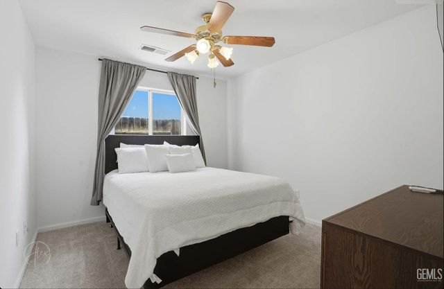 283 Bighorn Meadow Drive, Bakersfield, CA 93308